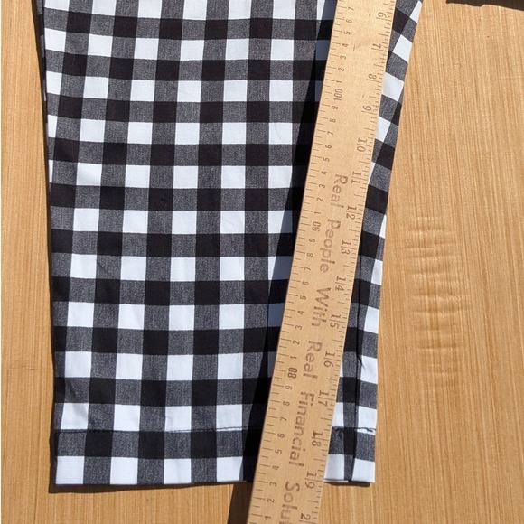 NWOT St John's‎ Bay Secretly Slender Capri Pants Black White Gingham Women's 16 - Picture 2 of 9